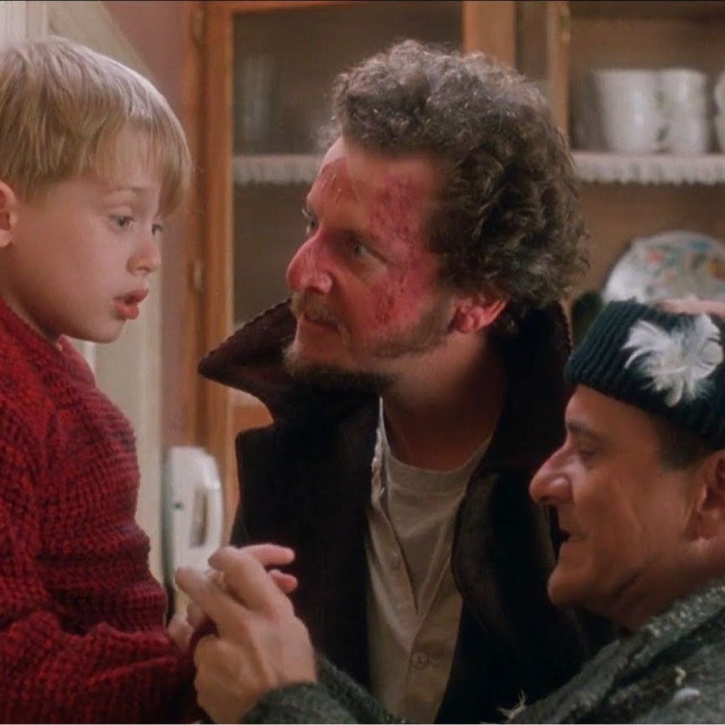 Secret Santa Film Festival - Home Alone 1